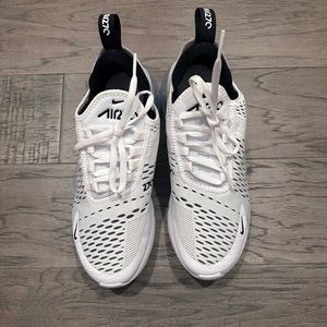 Nike Air Max 270 Size 7 - Perfect Condition